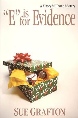 E Is for Evidence : A Kinsey Millhone Mystery