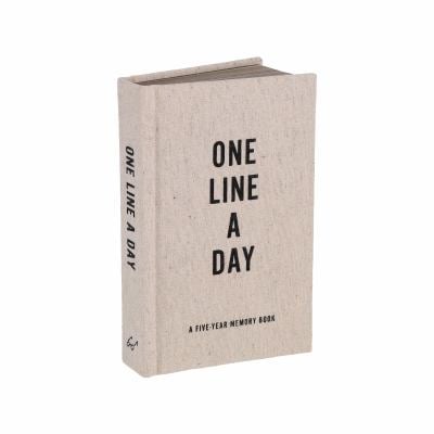 Canvas One Line a Day : A Five-Year Memory Book